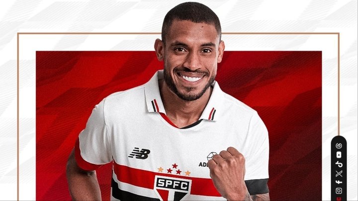 São Paulo anuncia a contratação do atacante André Silva