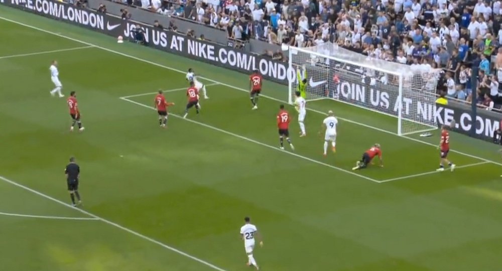Sarr broke the deadlock in the 76th minute against Man Utd. Screenshot/beINSports
