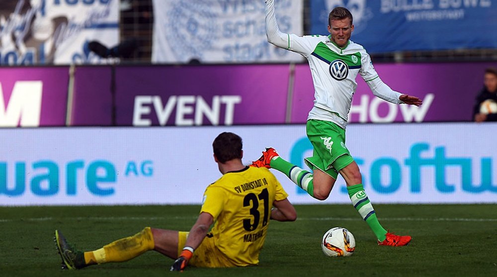 Borussia Dortmund have begun talks with Wolfsburg's Andre Schurrle. VLF-Wolfsburg