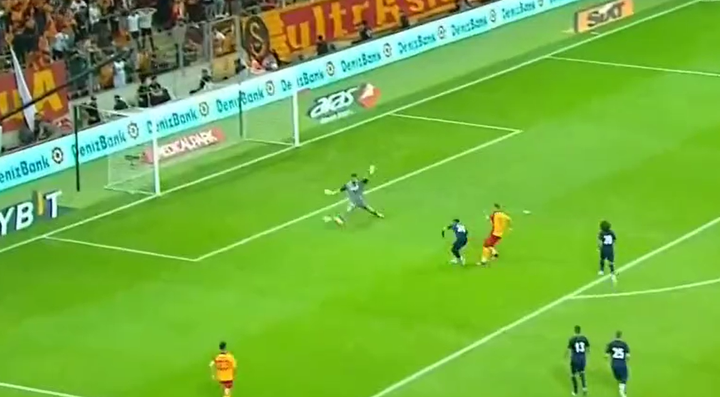 El estreno soñado: Seferovic marcó a los 6 minutos de debutar con el Galatasaray
