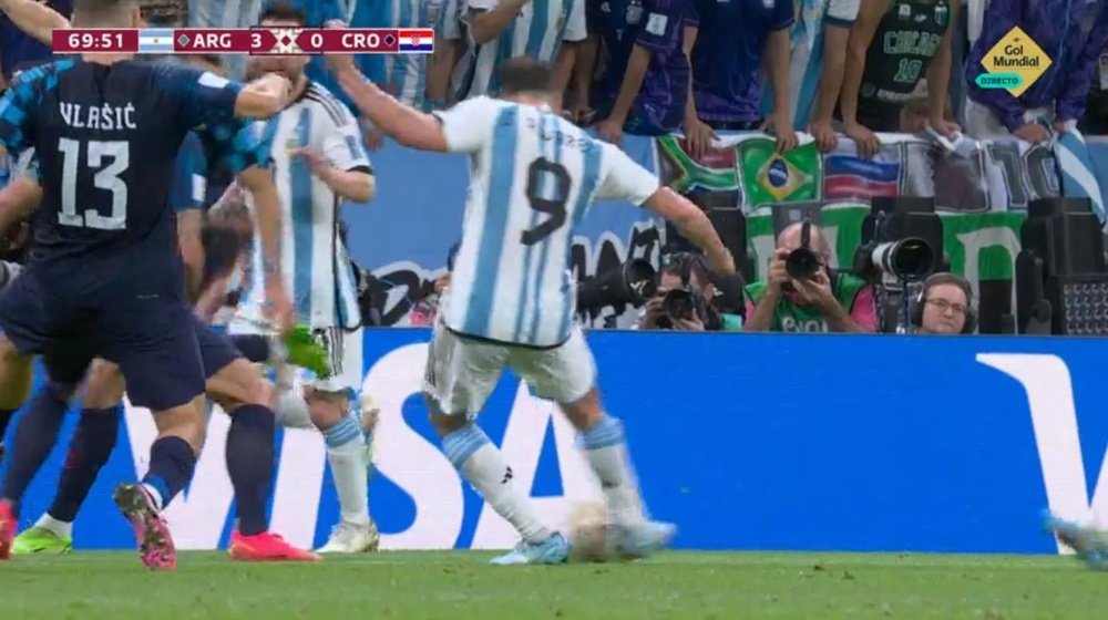 Messi humilha Gvardiol e Álvarez amplia o marcador. Captura/GolMundial
