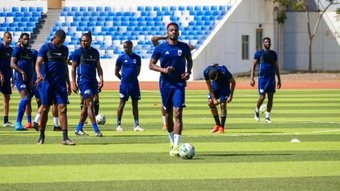 Seleção de Cabo Verde treina antes de encarar Camarões.AFP