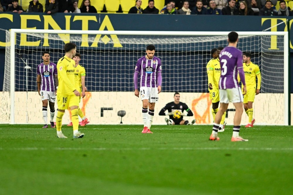 La tensión superó al Real Valladolid en el Estadio de la Cerámica. EFE