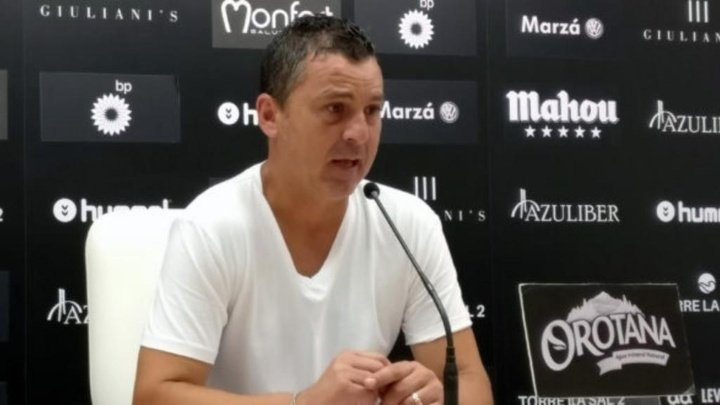 Sergi Escobar vuelve al Castellón y firma hasta 2022