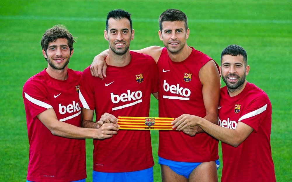 Cuatro capitanes catalanes y 'made in La Masia' para el Barça tras el adiós de Messi. FCBarcelona