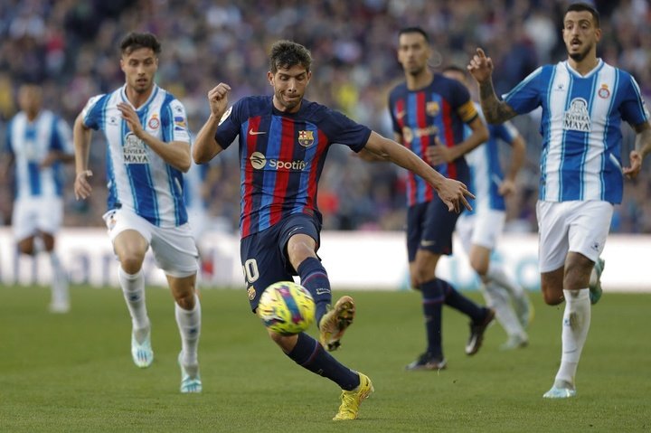 LaLiga: escalações confirmadas de Espanyol e Barcelona