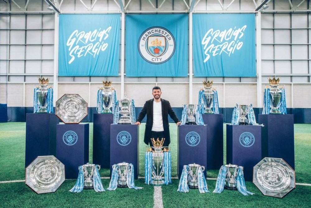 Sergio Agüero deja el Manchester City siendo una leyenda. Twitter/ManCity