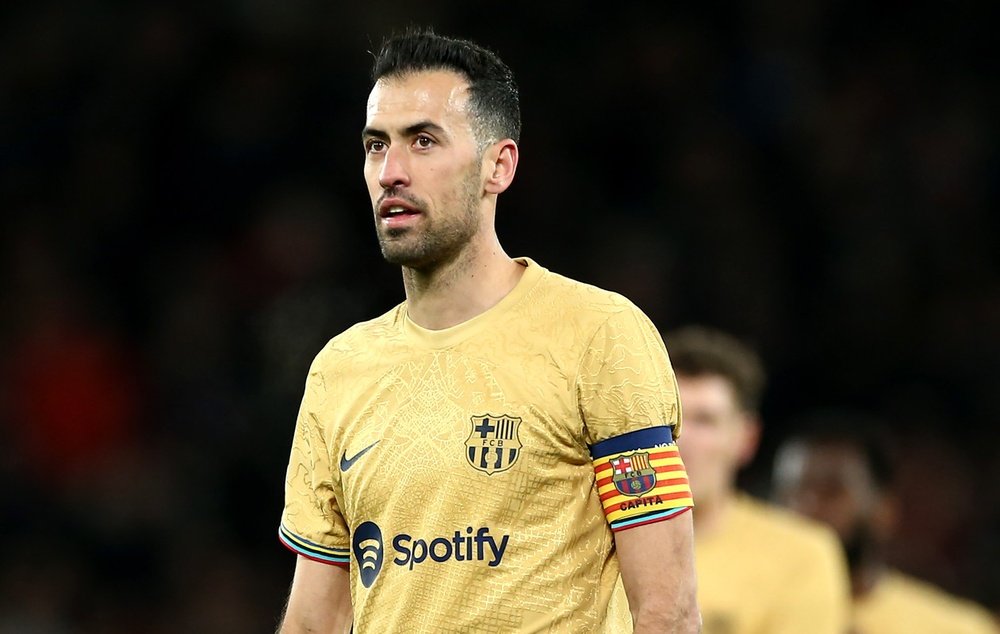 Sergio Busquets Người Lặng Thầm Điều Khiển Trận Đấu - Tài Năng Và Sự Ảnh Hưởng Của Một Ngôi Sao Sergio Busquets Người Lặng Thầm Điều Khiển Trận Đấu - Tài Năng Và Sự Ảnh Hưởng Của Một Ngôi Sao