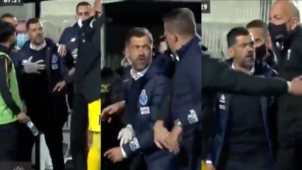 Sérgio Conceiçao se fait expulser et s'en prend à son homologue. Capturas/sportdigital