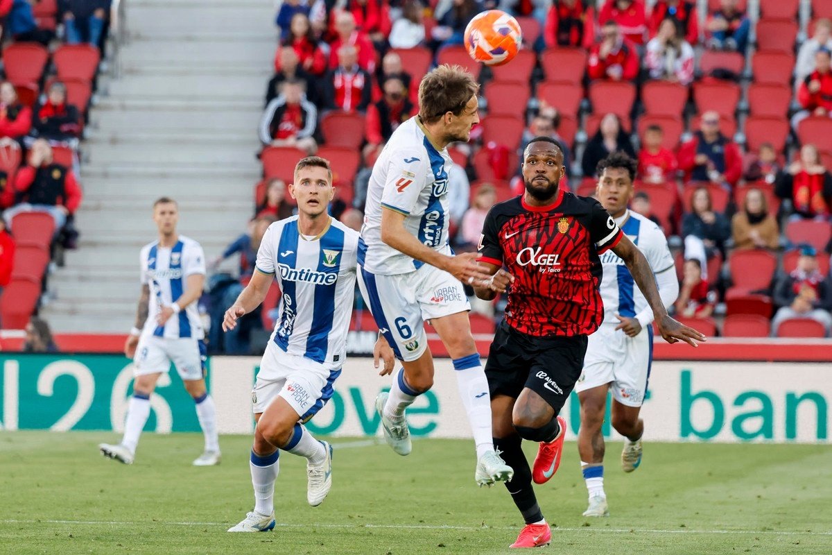 Mallorca y Leganés firmaron el empate a nada (0-0) en la jornada 32 de Segunda División. Un encuentro pesado que se desatascó en el tramo final no concedió la licencia del gol. En una vista global, esto no le vale a nadie.