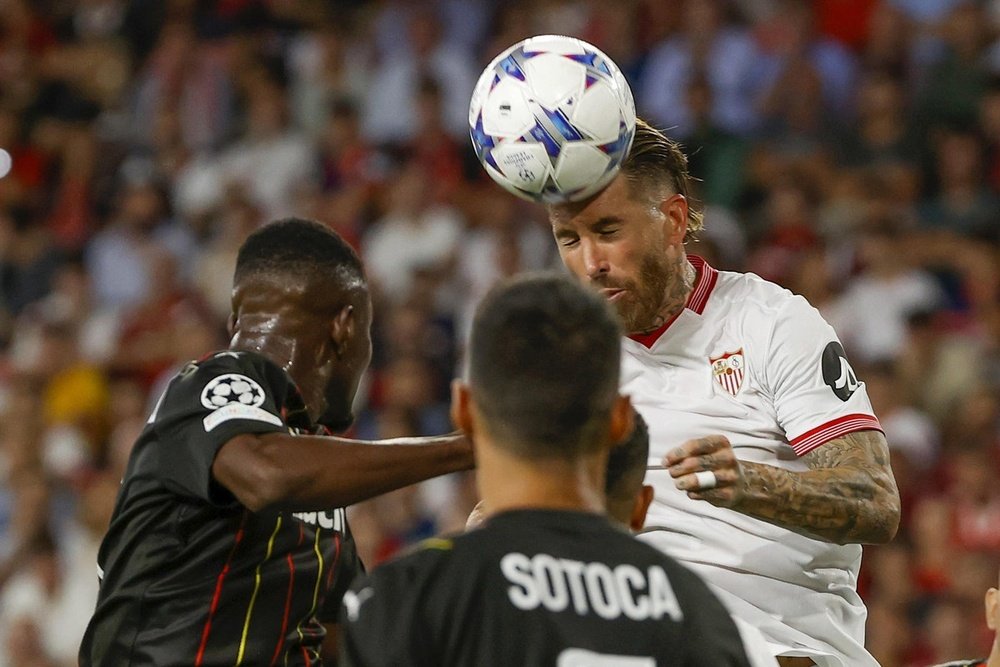 El Sevilla no pasó del 1-1 con el Lens. EFE