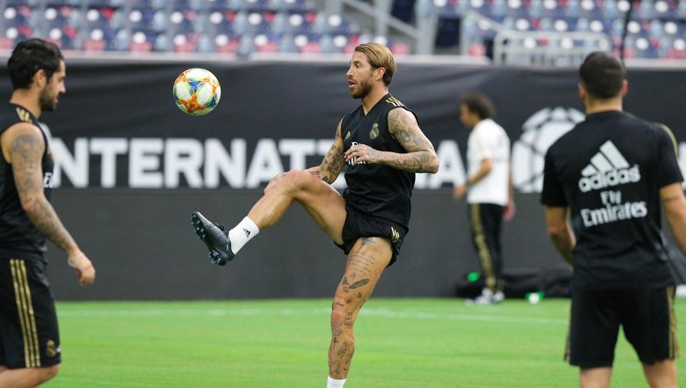 Sergio Ramos conta em seu documentário que quer seguir com a braçadeira por mais uns anos. EFE