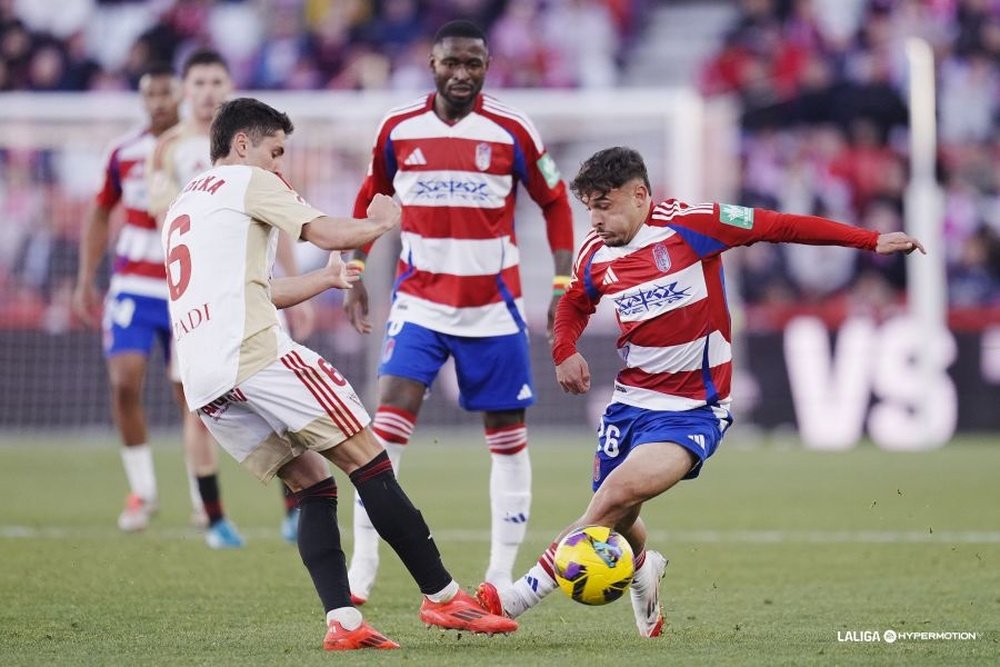 Tablas entre Granada y Mirandés. LaLiga