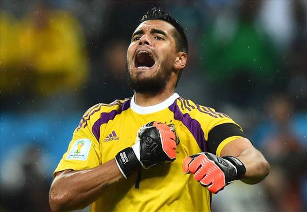 Sergio Romero, junto a la selección argentina. Twitter