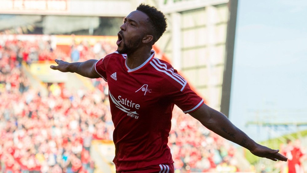 Shay Logan signs new contract with Aberdeen until 2018. AberdeenFC
