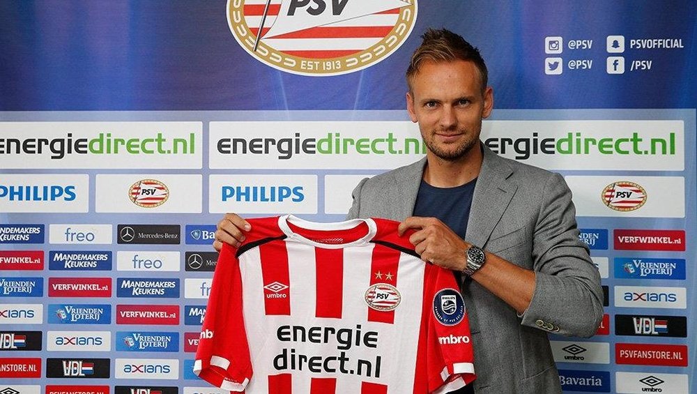 Siem de Jong coincidirá con su hermano Luuk. PSV