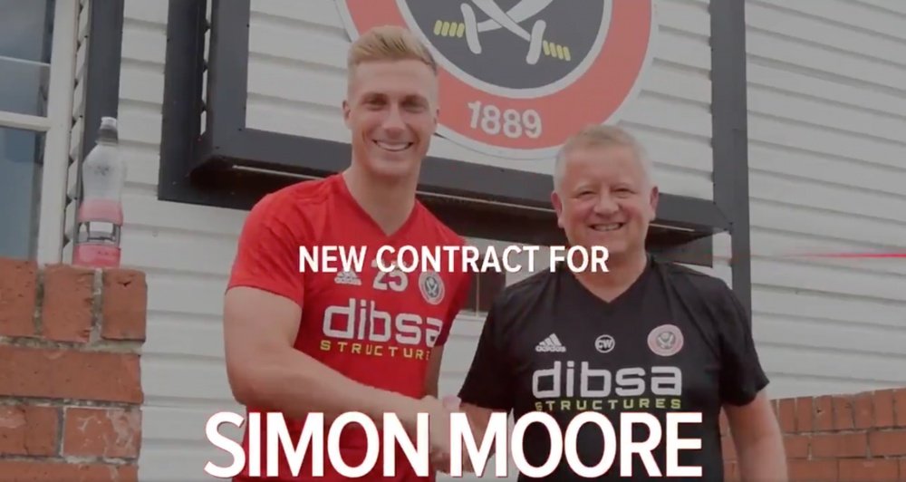 Goalkeeper Simon Moore will stay at Bramall Lane. SUFC_tweets