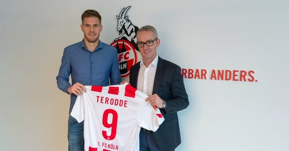 Terodde a rejoint Cologne. FCKöln