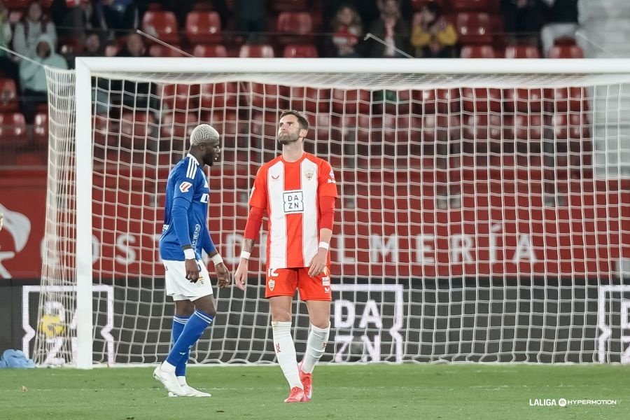 La batalla por el ascenso terminó en tierra de nadie. LaLiga