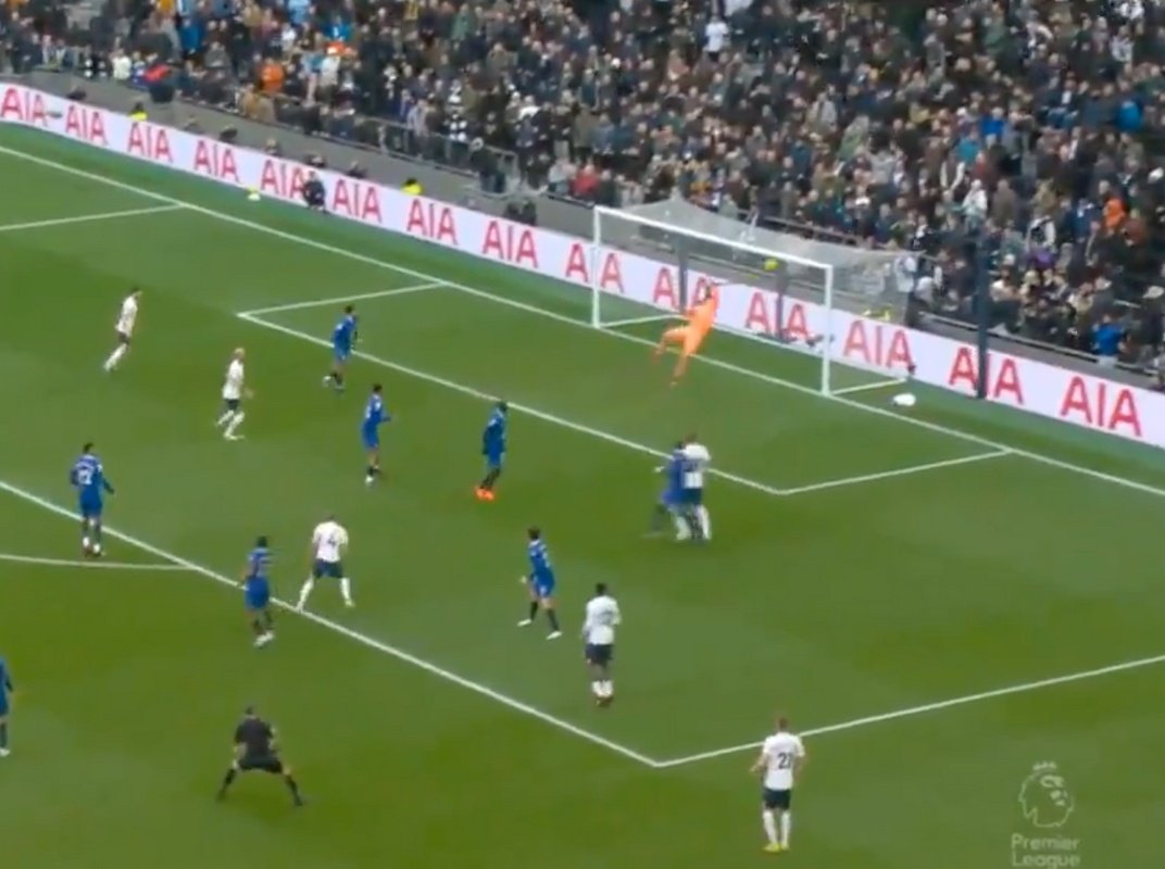 Skipp scored his first goal for Tottenham. Screenshot/DAZN