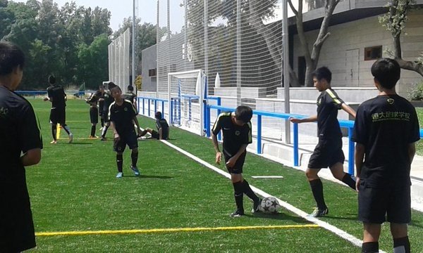 SOXNA, empresa que colabora dando becas, organizando uno de los eventos deportivos en China. Twitter