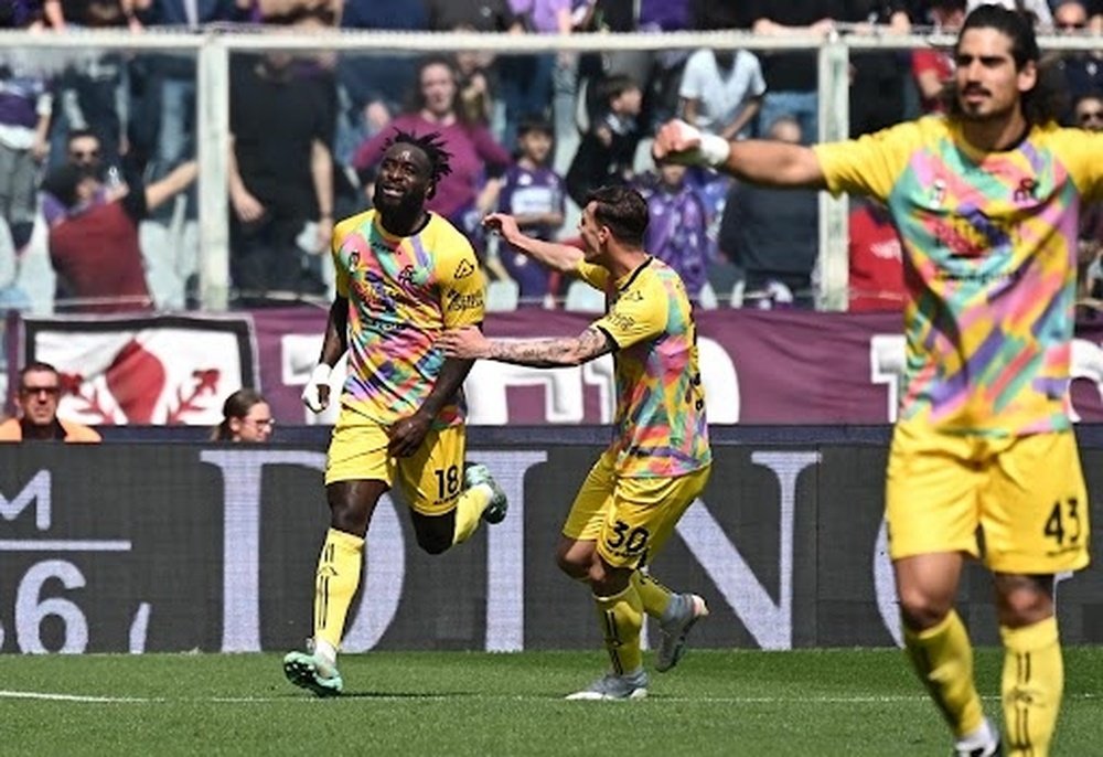 Le formazioni ufficiali di Rapid Vienna-Fiorentina. EFE
