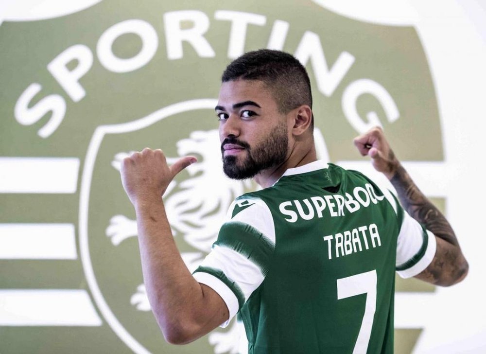 Sporting confirmou a contratação de Bruno Tabata. Twitter/Sporting_CP