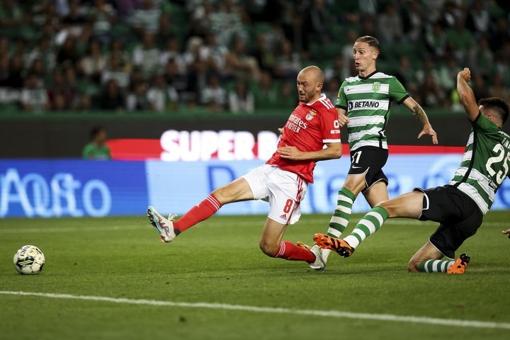 Joao Neves salva la debacle del Benfica