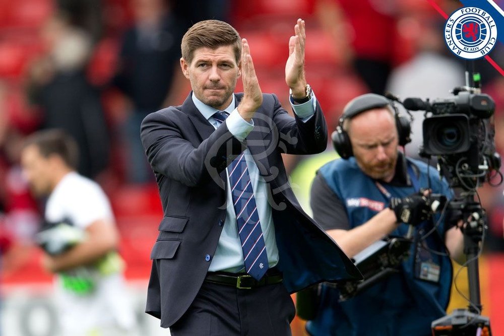 Gerrard thanked Rangers fans but was unhappy with the refereeing decisions. RangersFC