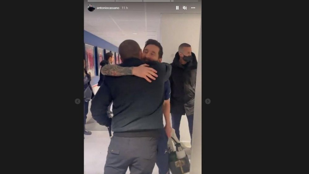 Cassano se pasó por el Parque de los Príncipes para ver a Messi. Instagram/antoniocassano