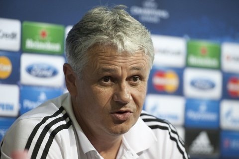 Stoycho Stoev dimite como técnico del Levski Sofia