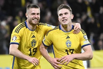 La Selección de Suecia firmó este lunes frente a Azerbaiyán una goleada por 5-0. Se trató de su primera victoria en el Grupo F después de caer derrotada ante Bélgica en la primera jornada.