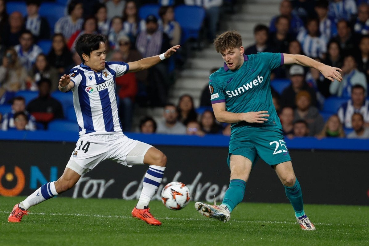 La Real Sociedad perdió ante el Andeletch. EFE/Juan Herrero