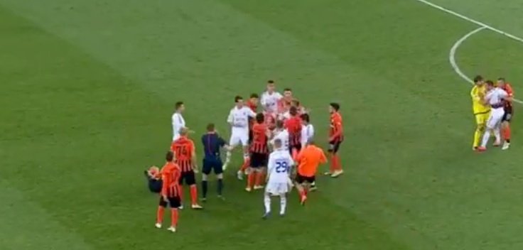 La tangana en el Shakhtar-Dinamo de Kiev que se saldó con cuatro expulsados