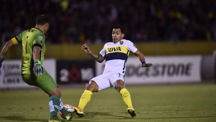 Librado Azcona podría volver a Paraguay tras su gran Copa Libertadores