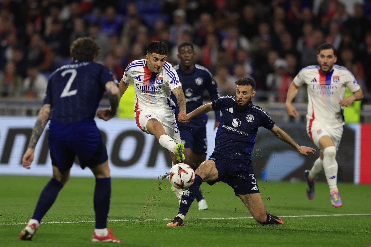 Thiago Almada, muy cerca del Atlético de Madrid. EFE/Guillaume Horcajuelo
