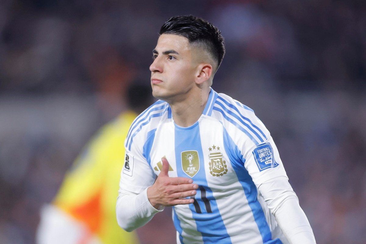 Almada salva a Argentina do golaço de Luis Díaz