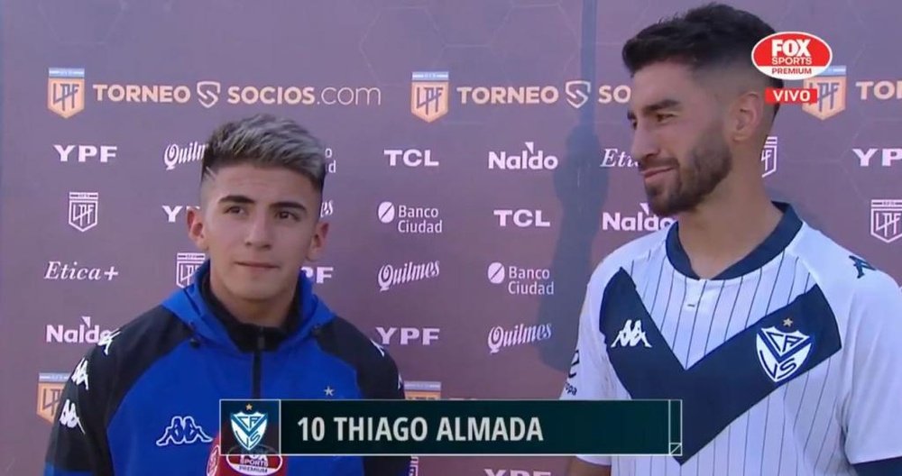 Thiago Almada le dedicó los goles a Pratto. Twitter/SC_ESPN