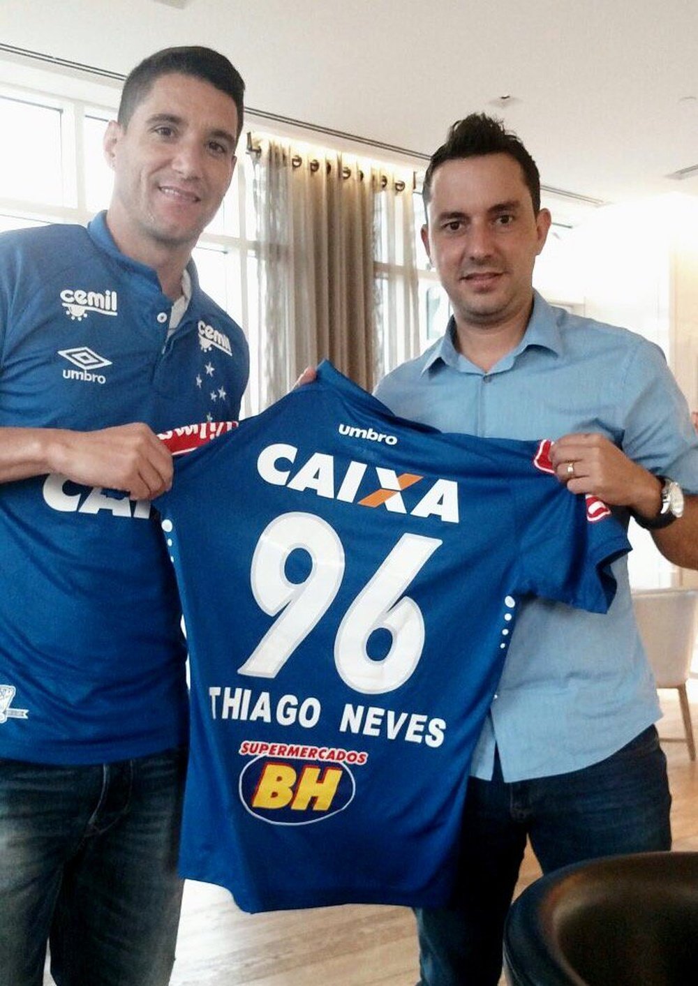 Thiago Neves, nuevo refuerzo del Cruzeiro. Twitter/BrunoVicintin