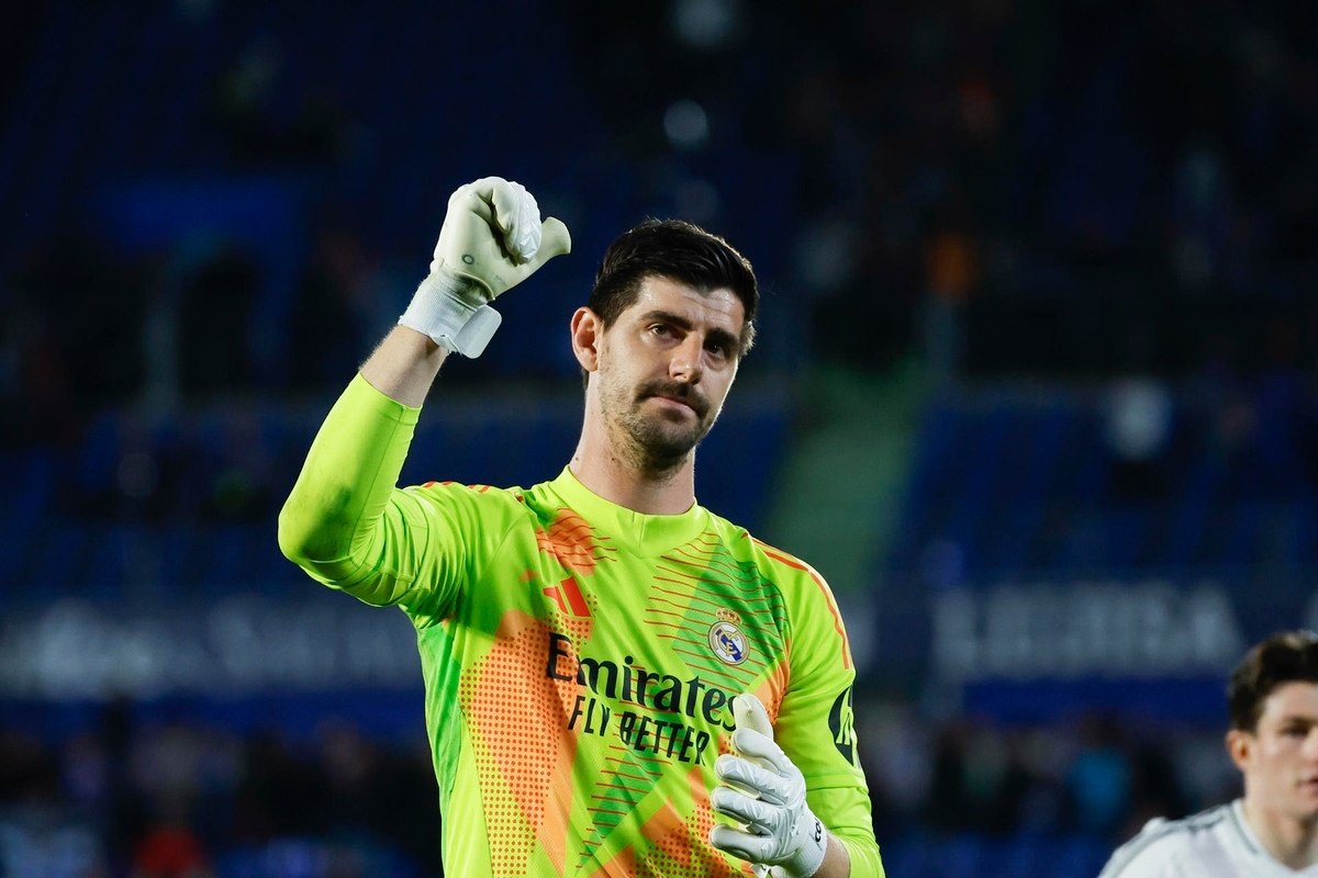 Real Madrid's Courtois dropped from Belgium squad due to injury
