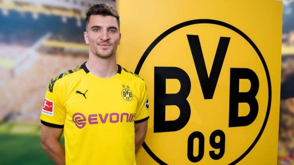 Thomas Meunier é reforço do Borussia Dortmund. BVB