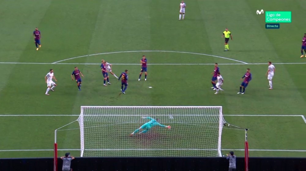Muller scored the first goal of the game. Captura/MovistarLigadeCampeones