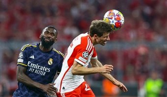 Thomas Muller hit out at Marciniak for his decisions in Bayern's defeat to Madrid. EFE