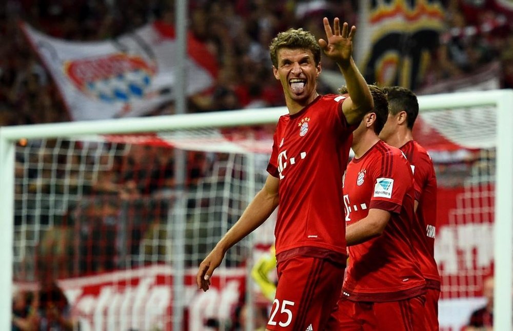 Thomas Müller celebra uno de los tantos del Bayern de Múnich ante el Bayer Leverkusen. Twitter