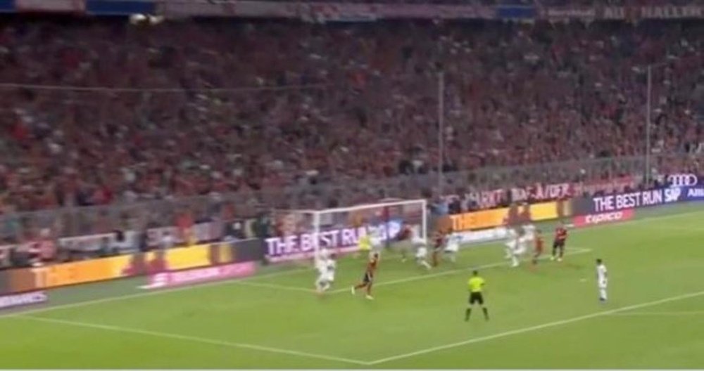 Müller a ouvert le score de la tête. Capture/Movistar+