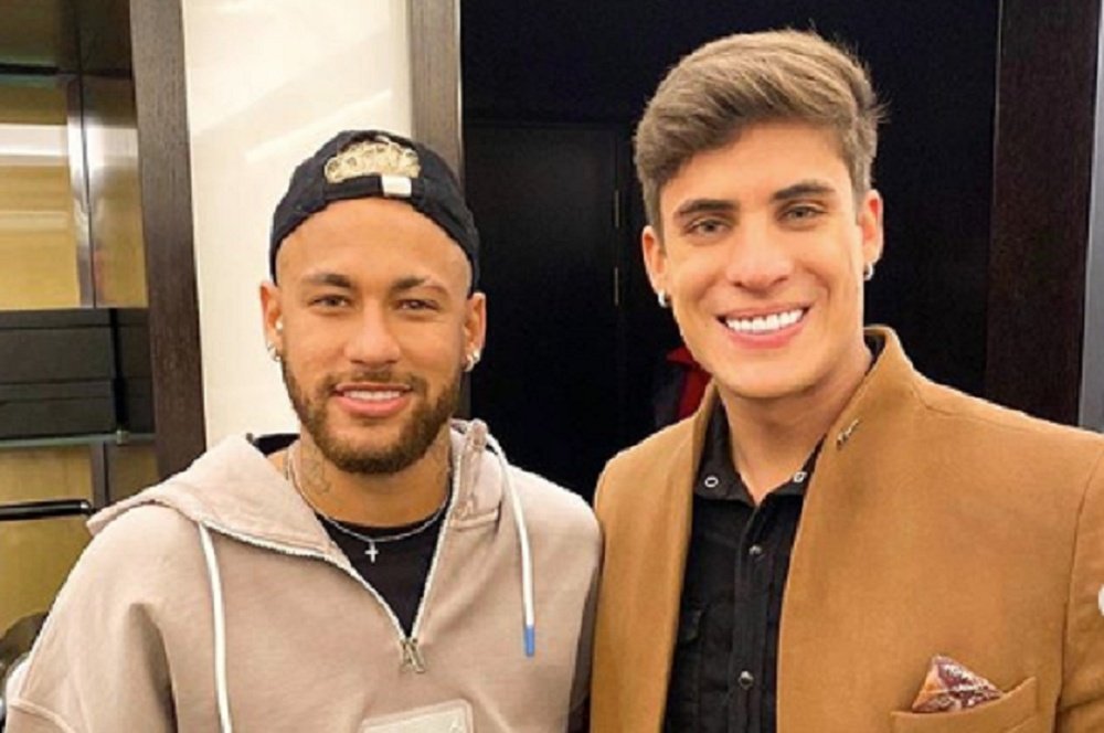 Neymar chama padrasto de viadinho em áudio vazado por colunista. Instagram/TiagoRamos