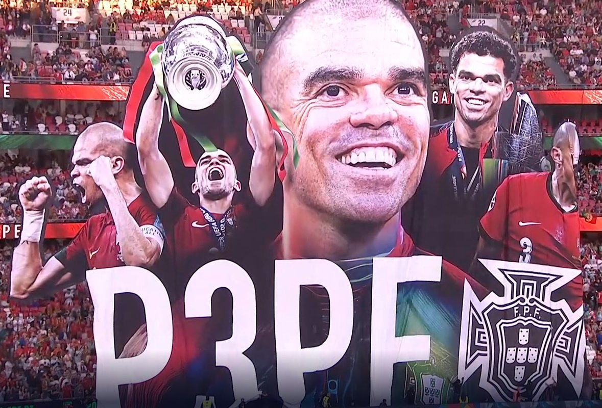 Pepe, un homenaje a la altura de su leyenda. Captura/UEFATV