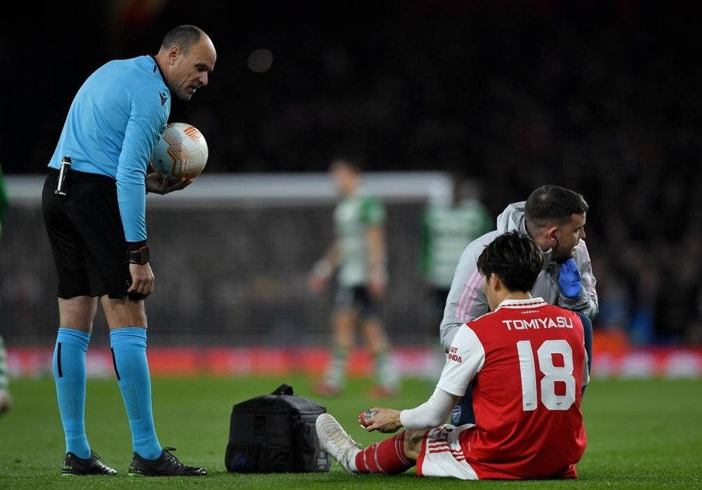 Tomiyasu was injured in the Europa League match against Sporting Lisbon. EFE
