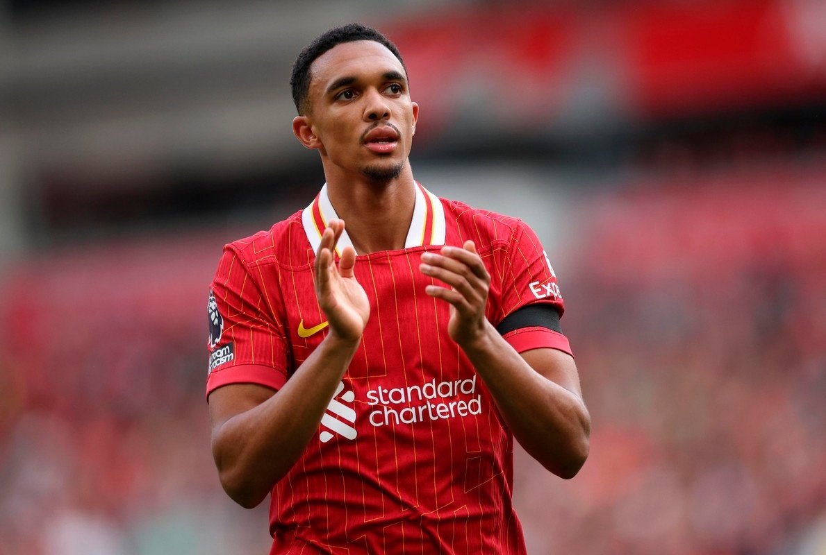 Trent Alexander-Arnold reluctant to speak on Liverpool future