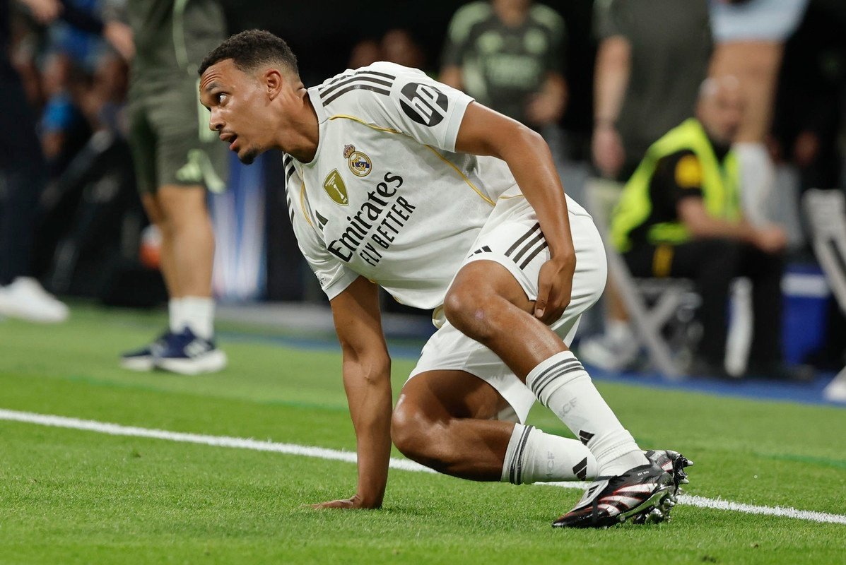 Trent Alexander-Arnold souffre d'une blessure aux ischio-jambiers. EFE